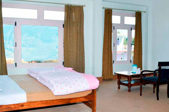 Book Deluxe Room at Hotel Bilju Inn Munsiyari